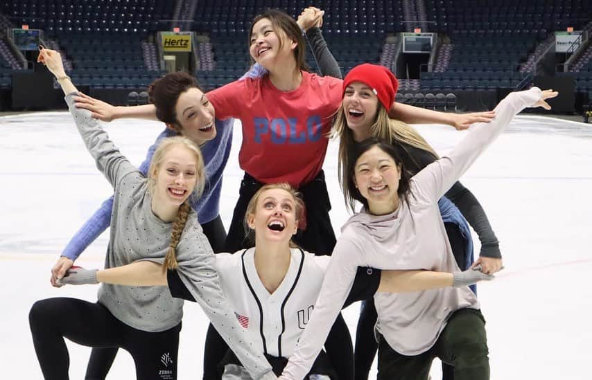 ジェレミー・アボットさんのインスタグラム写真 - (ジェレミー・アボットInstagram)「Getting ready to take our final bow with @starsonice tonight in Portland, Or.  From Ft. Meyers, Florida to now, the past 5 weeks has been an incredible journey. A huge thank you to @j_butt for creating such a FUN show to perform. Thank you to this amazing cast. You all brought so much love and integrity to the ice this year. It has been a sincere pleasure sharing planes, trains, ubers, stories, life, and the ice with every single one of you. Lastly thank you to every single one of you who came out to join us! Each and every one of you brought amazing energy and made this experience the best yet. My heart is so full. THANK YOU!」5月19日 7時17分 - idreamofjeremy