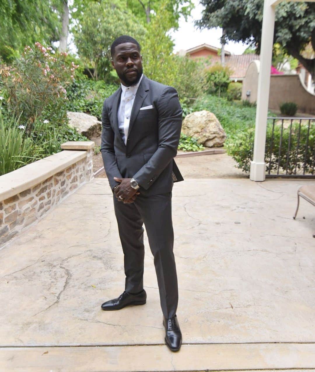 ケビン・ハートさんのインスタグラム写真 - (ケビン・ハートInstagram)「Suit game is getting stronger and stronger..... #LilSwag #LittleGrownMan」5月19日 7時56分 - kevinhart4real