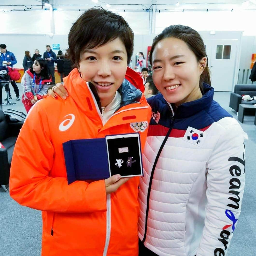 小平奈緒のインスタグラム：「Thank you @speed_sanghwa for always inspiring me😊🍀 Good luck with your next stage✨ #LeeSangHwa #SpeedSkating #Schaatsen #또만나요👋」