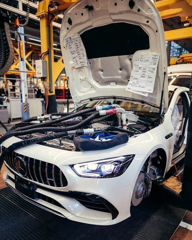 Mercedes AMGさんのインスタグラム写真 - (Mercedes AMGInstagram)「[Fuel consumption combined: 9.4-9.1 l/100km | CO2 emissions combined: 215-209 g/km]  The Mercedes-AMG GT 53 4MATIC+ 4-Door Coupé is in its final stages of production, just biding its time until it hits the open road!  Photo: @MercedesBenz Sindelfingen  #MercedesAMG #DrivingPerformance #AMGGTFAMILY」5月19日 18時00分 - mercedesamg