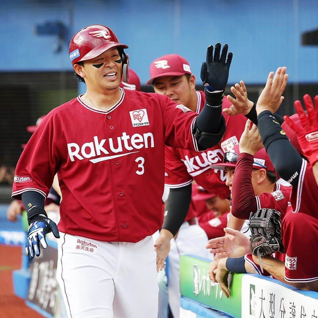 東北楽天ゴールデンイーグルスさんのインスタグラム写真 - (東北楽天ゴールデンイーグルスInstagram)「⚾️ ⚾️M 5-10 E⚾️ シーソーゲームを制して2連勝&カード勝ち越し‼️ 浅村選手が勝ち越し11号ソロを含む2安打3打点の活躍👍🏼 6回以降は青山選手、ブセニッツ選手、宋選手、 高梨選手が無失点に抑え、青山選手が今季初勝利✨ 今季初スタメンマスクの堀内選手は8回までゲームを作り 2回には2点タイムリーヒットも放ち勝利に貢献👏🏼 #rakuteneagles #RESTART #日本一の東北へ #浅村栄斗 #青山浩二 #堀内謙伍」5月19日 18時05分 - rakuten_eagles