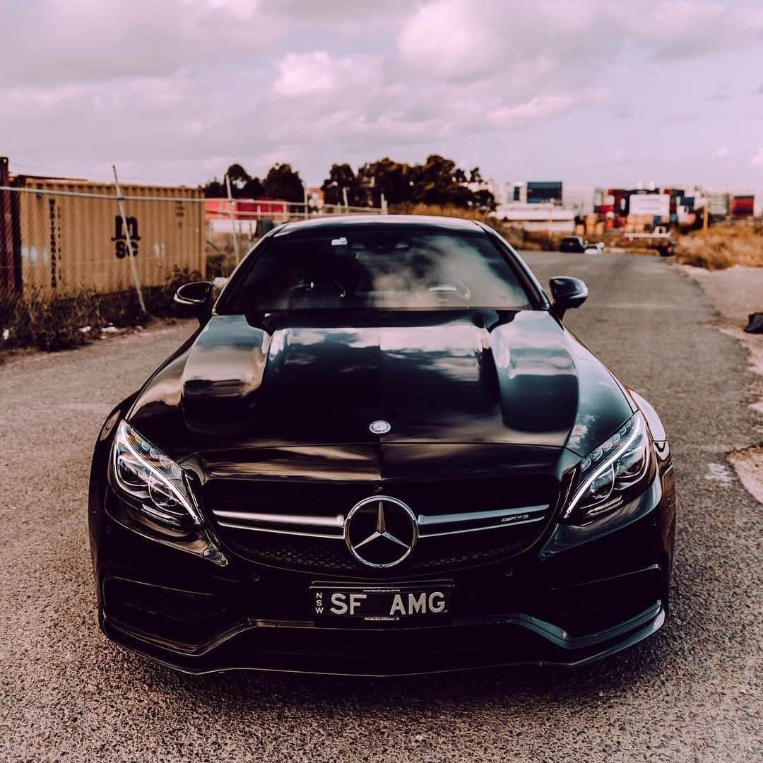 メルセデス・ベンツさんのインスタグラム写真 - (メルセデス・ベンツInstagram)「Just a striking look! 🔥 Photo by @jimmyslife. . #MercedesBenz #🌟 #CClass #CCoupé #mbfanphoto #automotivedesign #blackcars #strikeapose #mbcar」5月19日 18時30分 - mercedesbenz