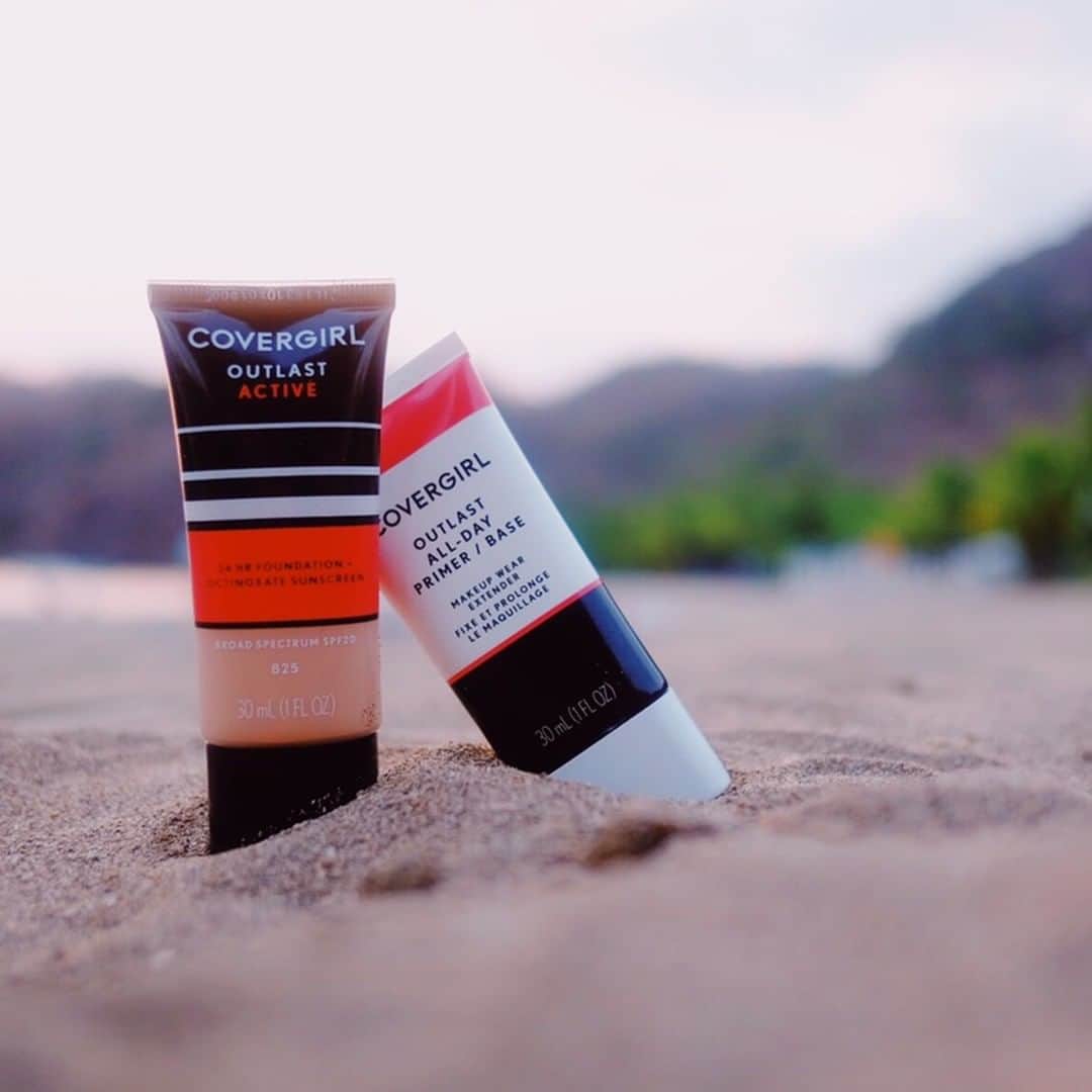 COVERGIRLさんのインスタグラム写真 - (COVERGIRLInstagram)「Foundation that doesn't last...beach, please. 🏖️ Try our #Outlast Active for long wear makeup. #Outlast All Day Primer to prep skin and #Outlast Active Foundation for sweat-proof, transfer-proof and humidity-proof coverage that lasts up to 24 hours. #IAmWhatIMakeUp #COVERGIRLCrueltyFree #CrueltyFree」5月19日 10時09分 - covergirl