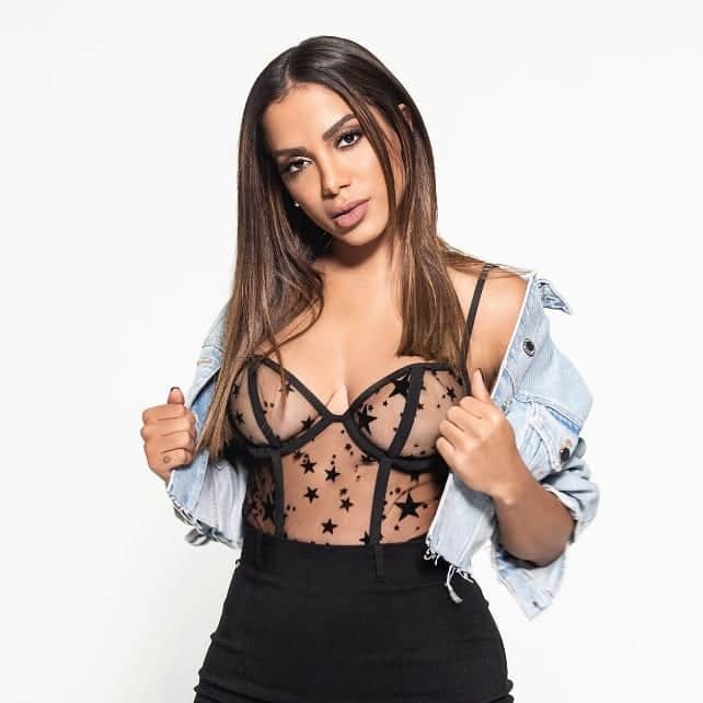 euanittaさんのインスタグラム写真 - (euanittaInstagram)「Just poquito」5月19日 10時19分 - anitta