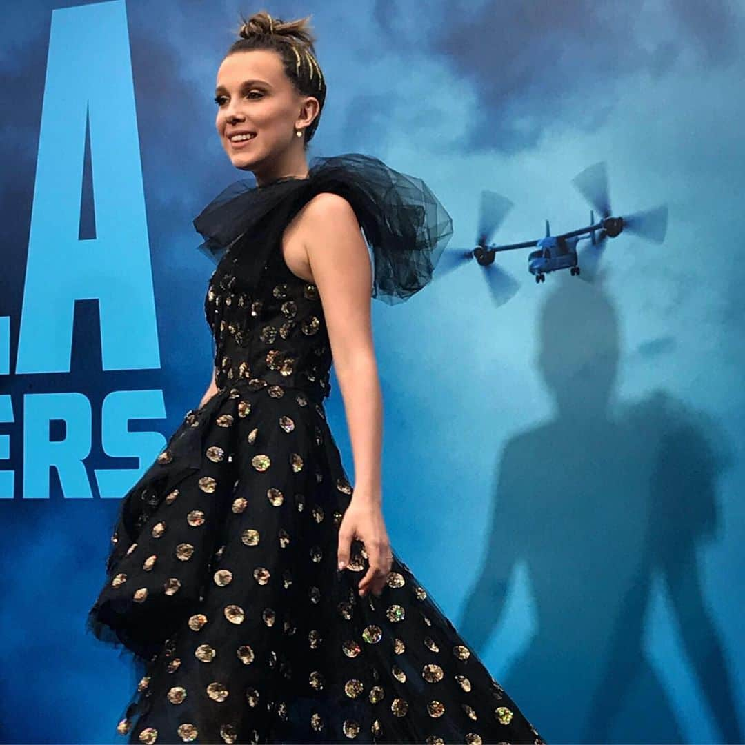 Warner Bros. Picturesさんのインスタグラム写真 - (Warner Bros. PicturesInstagram)「The cast and director of #GodzillaMovie shut down Hollywood Blvd tonight. Don’t miss the movie roar when it roars into theaters May 31. Advance tickets at the link in bio!」5月19日 12時05分 - wbpictures