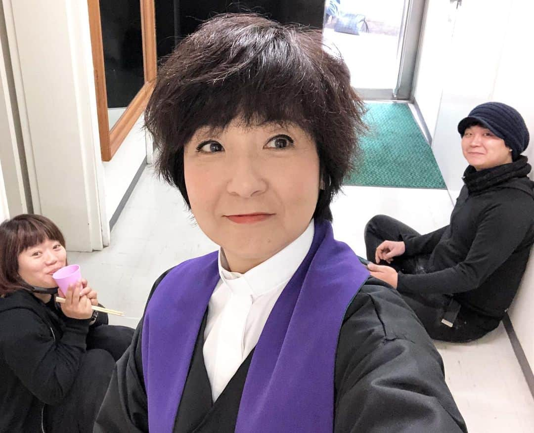 藤田朋子さんのインスタグラム写真 - (藤田朋子Instagram)「#ちいこん2019  #藤田朋子 #tomokofujita #スタッフさん #感謝 #始まるわ #ラス2 #夜もあります ＃5時からです  #全労済ホールスペースゼロ ＃小さな結婚」5月19日 12時04分 - chiendormant