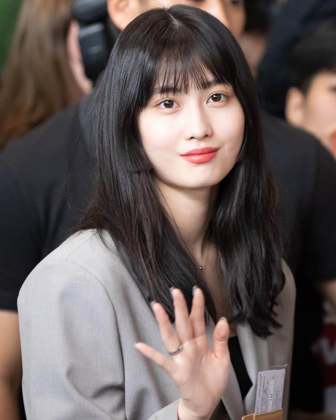 モモさんのインスタグラム写真 - (モモInstagram)「♡ [Fantaken] 190518 - Gimpo Airport on the way to Japan -  #MOMO #트와이스 #모모 #平井もも #もも #TWICE © mozzi house」5月19日 12時47分 - momojype