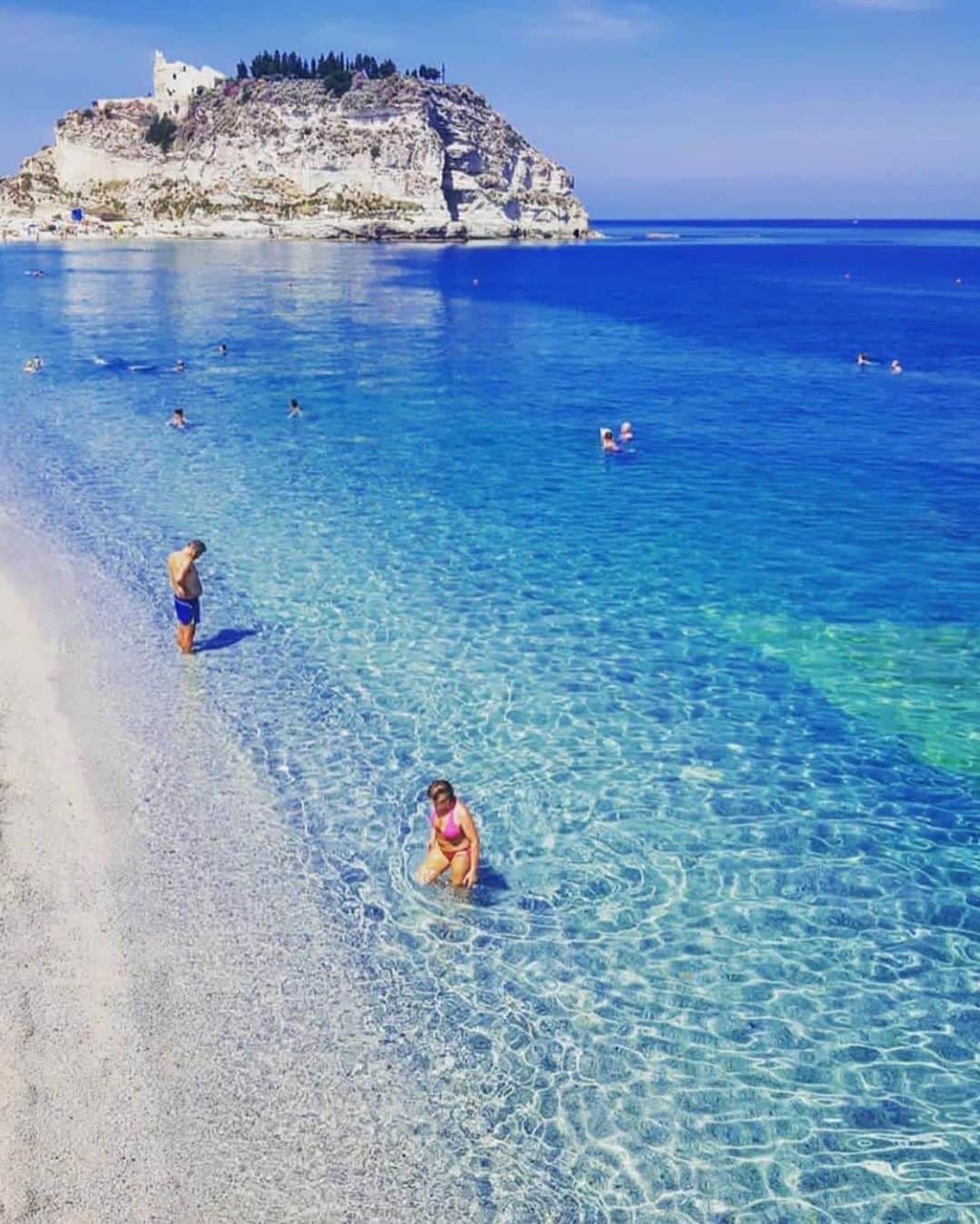 Wonderful Placesさんのインスタグラム写真 - (Wonderful PlacesInstagram)「Tropea - Italy ✨❤️❤️❤️✨ . Picture by ✨✨@roberto_lorenzo_photography✨✨ #wonderful_places for a feature ❤️」5月19日 12時54分 - wonderful_places