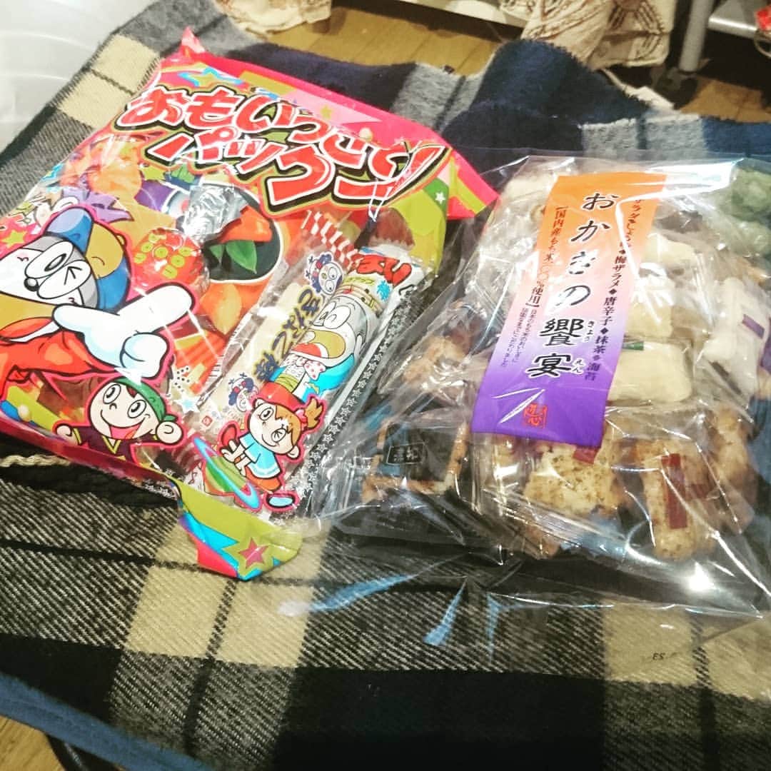 下関マグロさんのインスタグラム写真 - (下関マグロInstagram)「お祭りでお菓子をもらってきました！」5月19日 13時04分 - maguro_shimonoseki