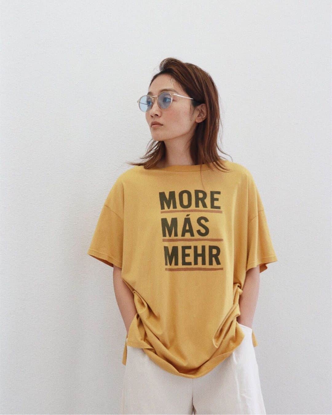 Ungridさんのインスタグラム写真 - (UngridInstagram)「. 【PRE ORDER ITEM】 #MOREロゴプリントTee オフホワイト/イエロー/パープル ¥4,860(tax in) . @ungrid_official #TOPページURLよりチェック✔︎ . #ungrid #ungrid_official」5月19日 14時11分 - ungrid_official