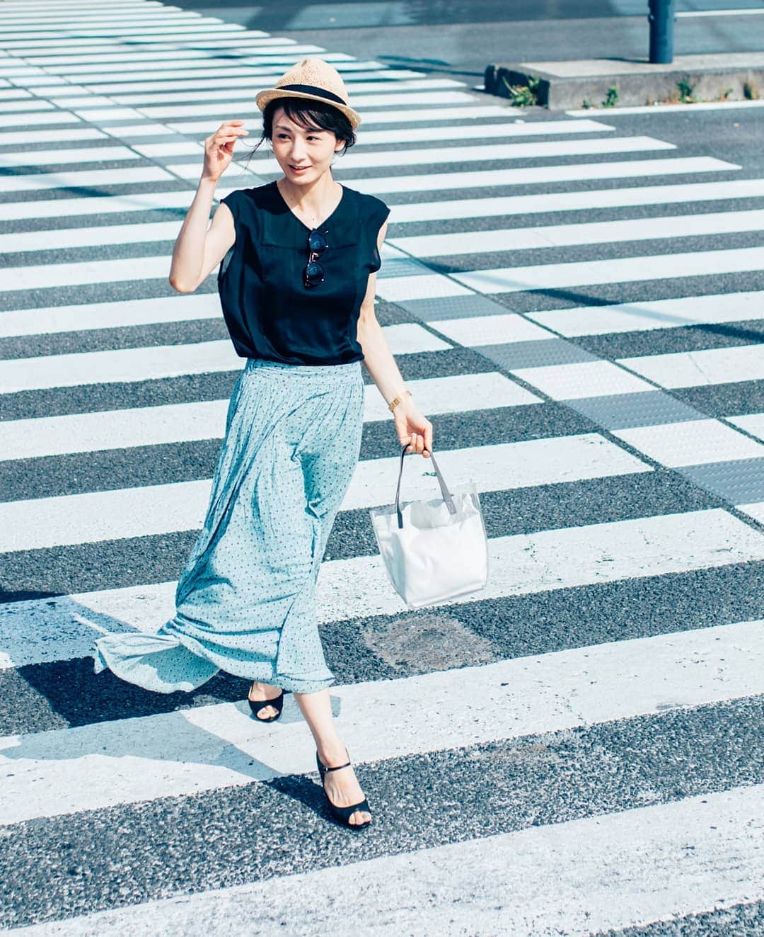 りょーたのインスタグラム：「🚶‍♀️👒 Tokyo/Japan 運動不足が止まらないから、今日から仕事終わりの散歩再開ですよ🚶🎶 ・ ・ model natsuki ・ ▼Follow & Tag▼ @team_jp #team_jp_ @indies_gram #indies_gram ・ ・」