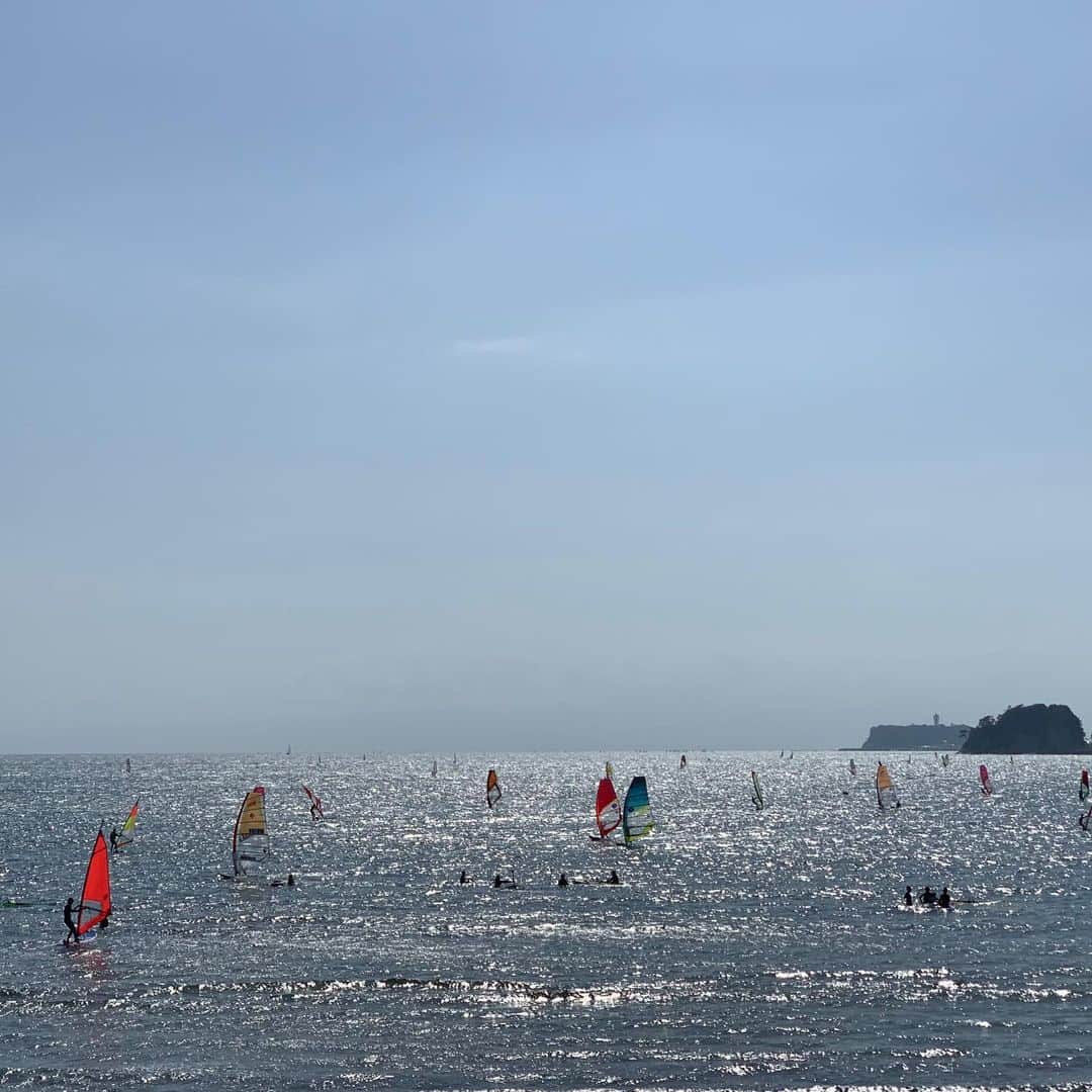 クリス智子さんのインスタグラム写真 - (クリス智子Instagram)「もう夏のような海と空！」5月19日 15時08分 - chris_tomoko