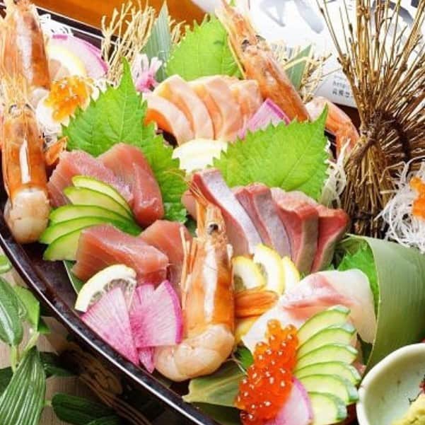 黒毛和牛と瀬戸内海鮮 鍛冶二丁 姫路店のインスタグラム：「姫路鍛治二丁です。  #姫路#チーズ#完全個室#居酒屋# #味噌＃味噌とチーズ＃和風#黒毛和牛 #キムチ鍋＃モツ鍋」