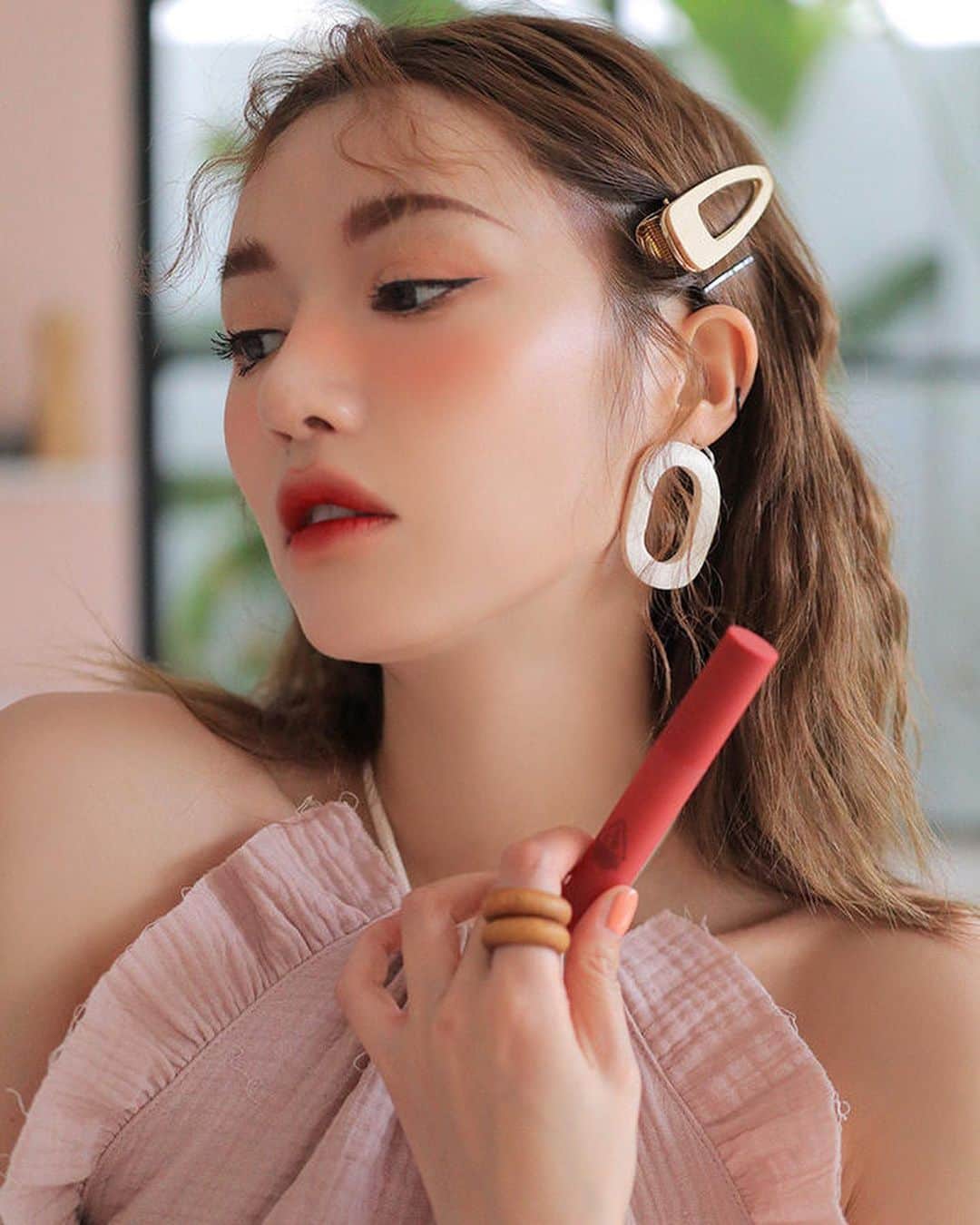 Official STYLENANDAさんのインスタグラム写真 - (Official STYLENANDAInstagram)「3CE SMOOTHING LIP TINT #VINTAGE BRICK💋 #stylenanda #3ce #3cesmoothingliptint」5月19日 16時01分 - houseof3ce