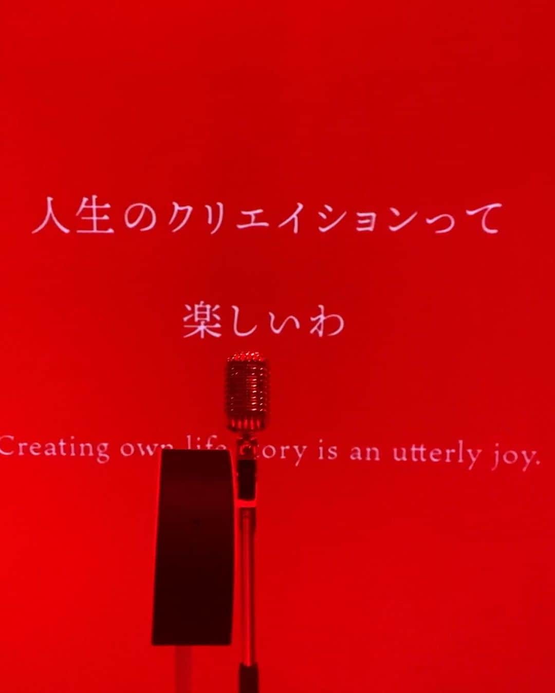 神尾美沙さんのインスタグラム写真 - (神尾美沙Instagram)「🌹﻿ #CLASHDECARTIER﻿ #CartierTokyo﻿ ﻿ 二面性をテーマとしたCLASH de Cartierの﻿ 体験型ポップアップ。 @ jing﻿ ﻿ 自分の選択を元に次に進む部屋が決まっていって﻿ そこからさらに選択を進めていく…﻿ 最後に辿り着くのは？﻿ ﻿ ﻿ 夏木マリさんからのセクシーボイスな﻿ 助言、大事にします❤️笑﻿ ﻿ 製品に愛着が湧くようなコンセプトの伝え方で﻿ 素敵なポップアップでした！﻿ jingも見たかったから大満足💪🏻﻿ ﻿ CartierとLINEでお友達になったら﻿ 予約が出来ますよ♡﻿ ﻿ ﻿ #jewelry#cartierjewelry#popup#jing#event#クラッシュドゥカルティエ」5月19日 16時21分 - kamiomisa