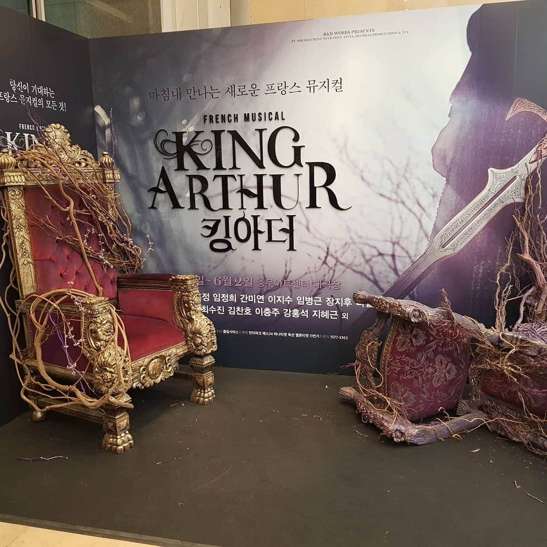 イ・ジュンヒョンさんのインスタグラム写真 - (イ・ジュンヒョンInstagram)「뮤지컬 #영웅 #킹아더 #지킬앤하이드」5月19日 16時35分 - _junu_june