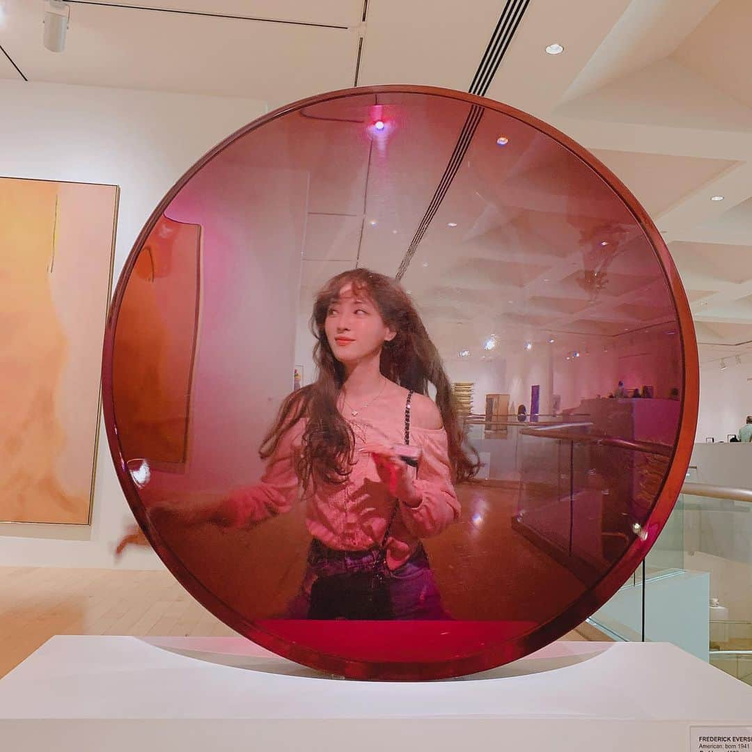 ジャング・ウネ・サングさんのインスタグラム写真 - (ジャング・ウネ・サングInstagram)「Art Museum」5月19日 16時51分 - junghyesung91