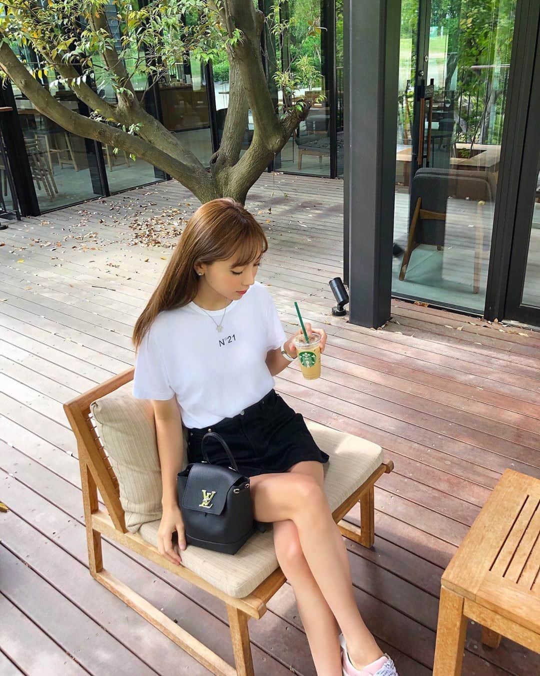 岡部あゆみのグルメインスタ