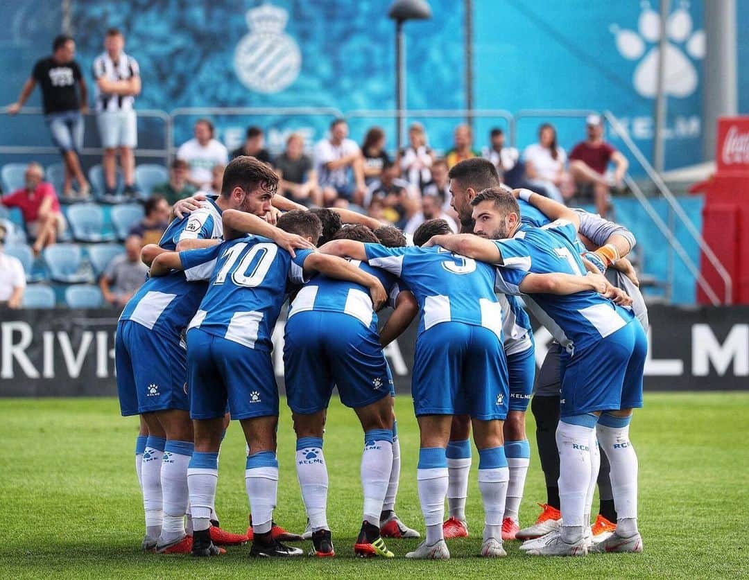 RCDエスパニョールさんのインスタグラム写真 - (RCDエスパニョールInstagram)「🔊 Final: Valencia Mestalla 1-1 Espanyol B ⚪️🔵 ⚽️ Nico Heu lluitat fins al final, equip! 💪 🙌 Més que mai, orgullosos de vosaltres. 💙 Sou el nostre futur. - #RCDE | #PlanterRCDE | #EspanyoldeBarcelona」5月20日 3時08分 - rcdespanyol