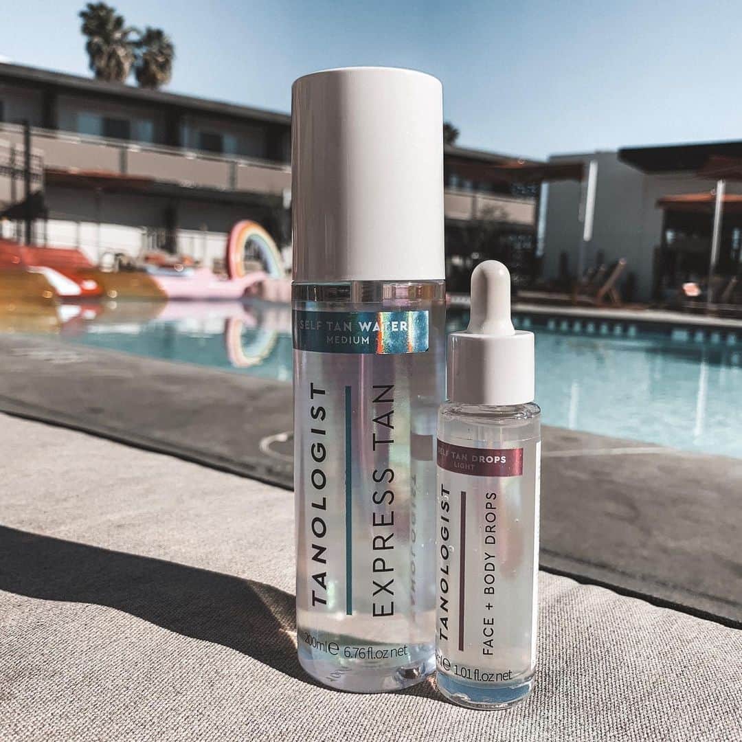 ルー・ティーズデールのインスタグラム：「⛔️ Today we launch in @target ⛔️ yay!! 🇺🇸🇺🇸 did you know the @tanologisttan drops are vegan and cruelty free and can be added to ANY moisturiser or foundation. Use a couple of drops for a tiny bit of glow 🌤 or more for a deeper tan ☀️」