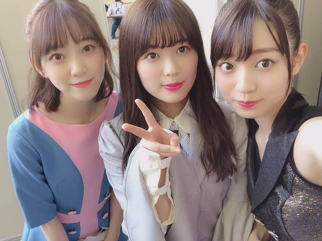 堀未央奈さんのインスタグラム写真 - (堀未央奈Instagram)「お昼休みこんにちは | 乃木坂46 阪口珠美 公式ブログ 2019/05/16 11:18 . *～*～*～*～*～*～*～*～*～*～*～*～ 読んでくれてありがとうございました たまみより  http://blog.nogizaka46.com/tamami.sakaguchi/smph/2019/05/050687.php/ #堀未央奈 #みおな #HoriMiona #阪口珠美 #たまひよ #岩本蓮加 #れんたん #乃木坂46 #Nogizaka46 #2期生 #3期生 #東京 #可愛い #かわいい #ピース」5月20日 3時28分 - horimiona46