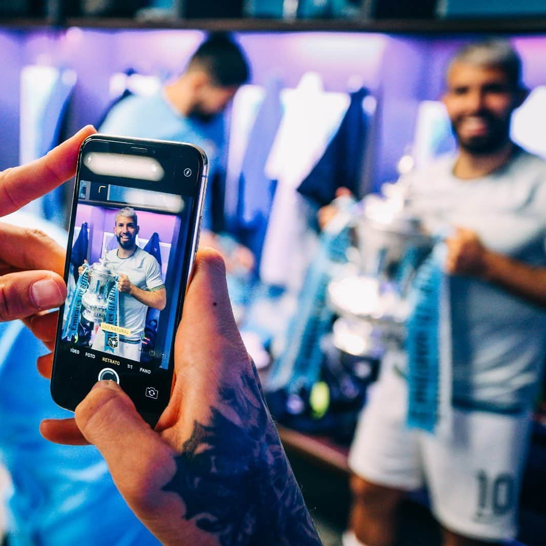 マンチェスター・シティFCさんのインスタグラム写真 - (マンチェスター・シティFCInstagram)「One last assist for @nicolasotamendi30 before the season ends 😉 #mancity」5月20日 3時46分 - mancity