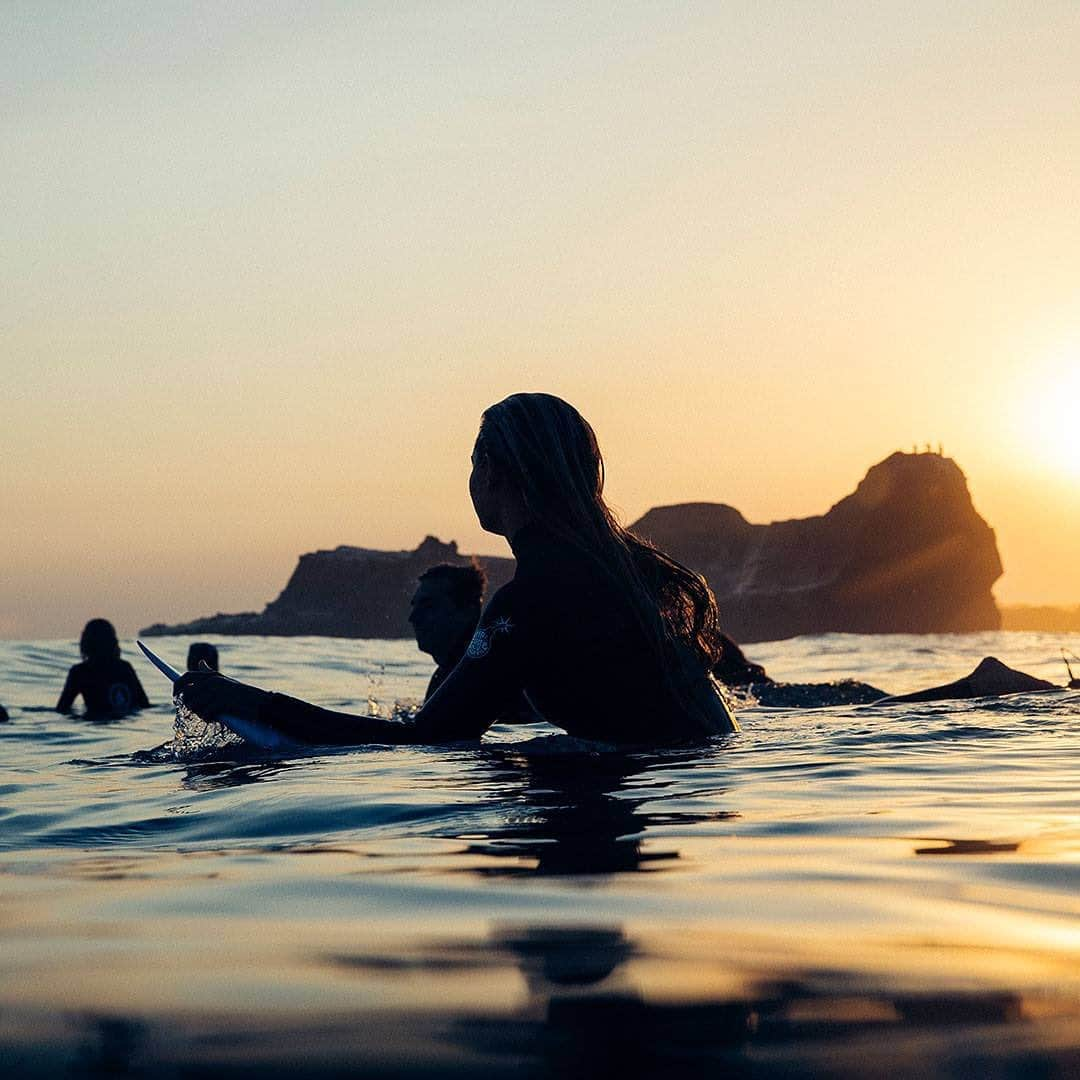 Rip Curl Australiaさんのインスタグラム写真 - (Rip Curl AustraliaInstagram)「It'll keep you in the water till the sun goes down... and dry in time for sunrise.  #Flashbomb, the world’s fastest drying wetsuit.」5月19日 19時31分 - ripcurl_aus