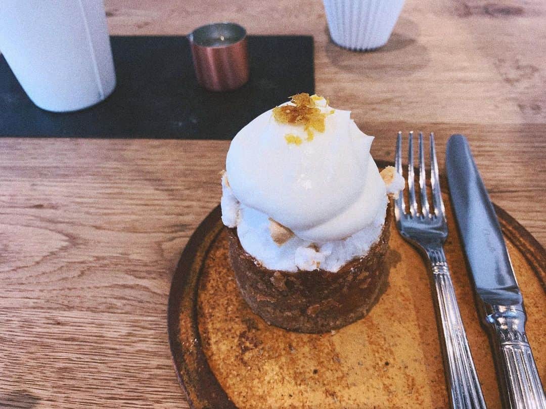 秦まり子さんのインスタグラム写真 - (秦まり子Instagram)「先週の美味しかったもの。。 マイリトルハピネスのレモンクリームタルト🍋甘酸っぱいデザート、だいすき🥰 . #dessert#cafe#meguro#tokyo#カフェ#目黒#東京カフェ」5月19日 19時30分 - marikohata_