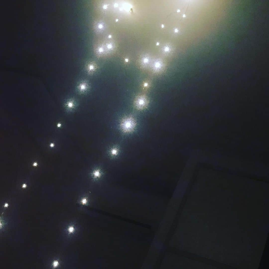 LiLyさんのインスタグラム写真 - (LiLyInstagram)「shine like diamonds. my bed side lights✨  #リリ部屋 #ヒカリ @tse_tse.associees  #lilysdiary2019」5月19日 19時32分 - lilylilylilycom