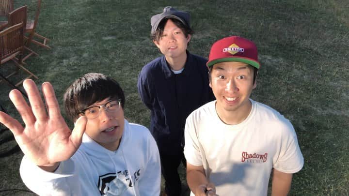 M-ON! MUSIC｜エムオンミュージックのインスタグラム：「﻿ ＼#メトロック2019／﻿ ﻿ NEW BEAT SQUAREのトリを飾った﻿ SHANK。﻿ おや、松崎の様子が……﻿ ﻿ #最後まで変顔を貫く松崎 #最後の最後で笑ってしまう池本と庵原 #SHANK #池本雄季 #庵原将平 #松崎兵太 #エムオンミュージック #monmusic #自撮り棒 #セルフィー #メトロック #METROCK #メトロック2019 #METROCK2019 #リアルタイムレポート #メトロック2019MMレポ #メトロック大阪 #動画﻿ @shank095jpn  @y.i.l.w63  @shoheiiohara1988」