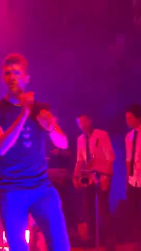 トーマス・ミュラーのインスタグラム：「Let‘s dance with FC Bayern München 🕺 #meisterparty #fcbayern #nockherberg #esmuellert #miasanmeister」