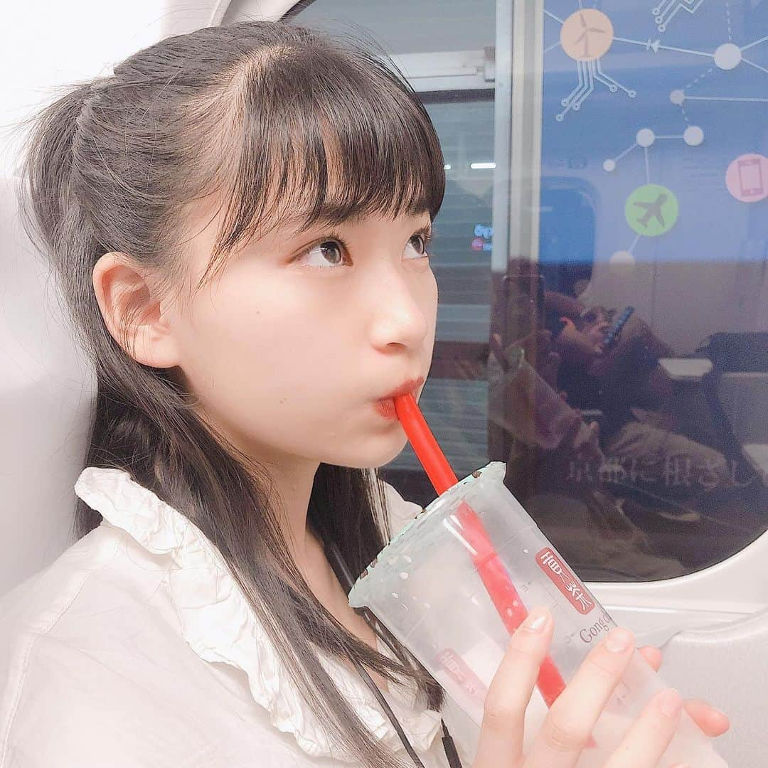 杉山緋那さんのインスタグラム写真 - (杉山緋那Instagram)「大阪きてもタピオカ〜( ◜ω◝ ) 次はユニバいきたいな😌 . . . . . #杉山緋那 #サンミュージック #sunmusic #jk #jk2 #sjk #高校生 #他撮り #タピオカ #インスタ加工 #タピオカ巡り #ゴンチャ #貢茶 #大阪 #大阪旅行 #大阪観光 #おしゃれ #おしゃれ女子 #おしゃれさんと繋がりたい #お洒落さんと繋がりたい #photograph #makeup #instagood #photography」5月19日 20時12分 - hinasugiyama_official