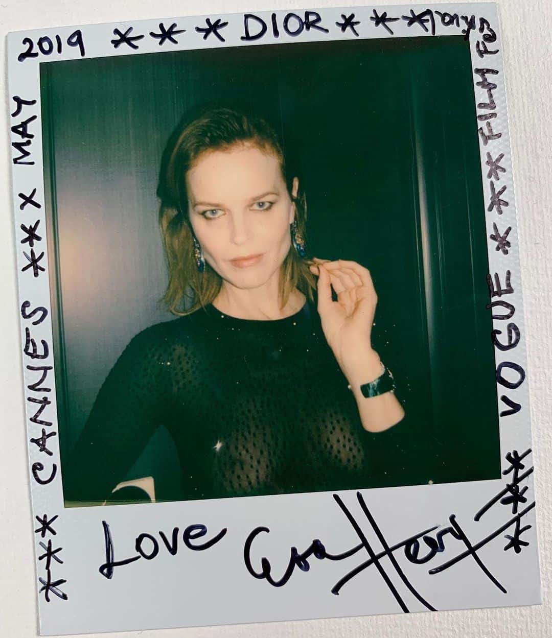 Vogue Parisさんのインスタグラム写真 - (Vogue ParisInstagram)「Polaroids from Cannes: @EvaHerzigova who joined us at the Vogue x @Dior dinner. Stay tuned for more stars of the Croisette #Cannes2019 #EvaHerzigova」5月19日 20時26分 - voguefrance