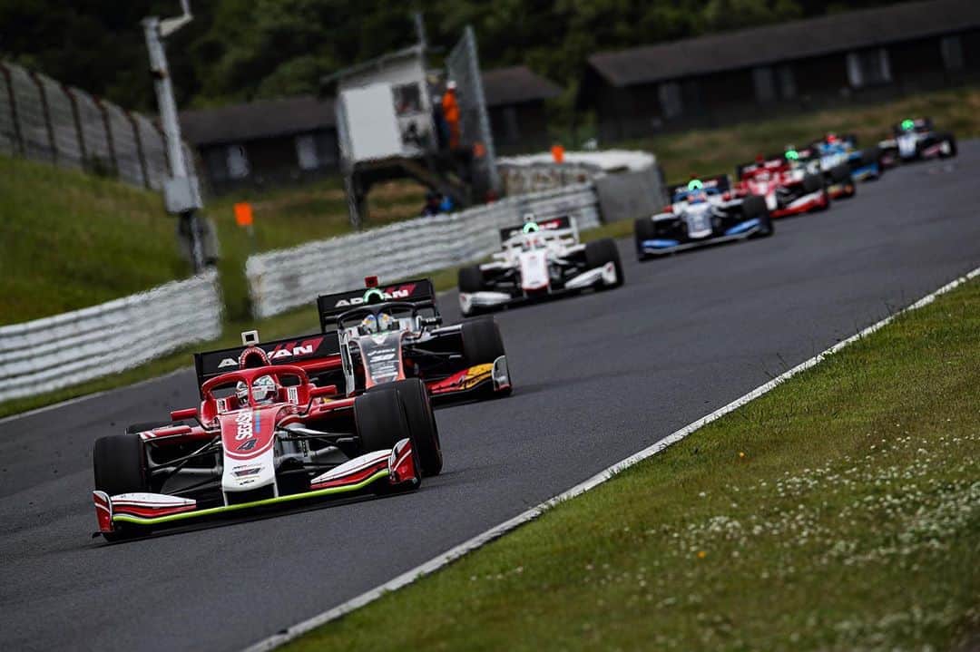 折原弘之のインスタグラム：「2019 Super Formula Rd2 AP  #yujikunimoto  #kondoracing #sf19 #superfirmula」