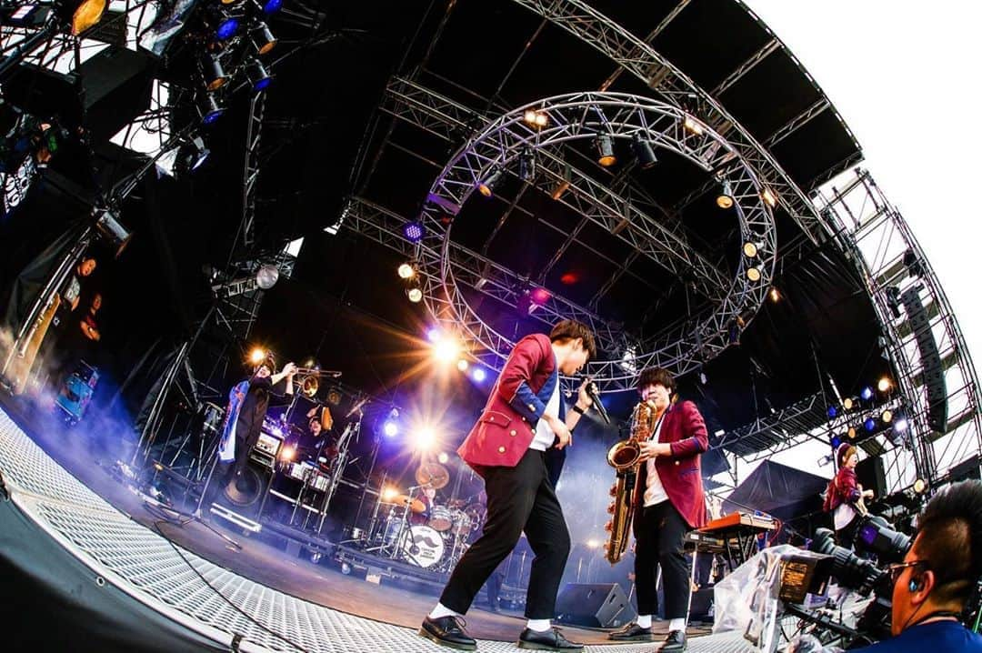 Official髭男dismさんのインスタグラム写真 - (Official髭男dismInstagram)「2019.05.19 OSAKA METROCK ©METROCK2019 Photo by @nabespg」5月19日 21時17分 - officialhigedandism