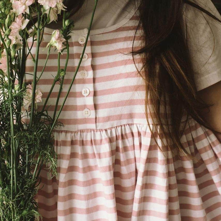 キャベジズ&ローゼズさんのインスタグラム写真 - (キャベジズ&ローゼズInstagram)「Thinking pink. Cabbages & Rose's pink & white edit now online. Here the beautiful @just_belle in organic pink stripe shabby dress.  #organiccotton #organicfashion #consciousliving #pink #white #cabbagesandroses #cabbagesandroseslifestyle #cabbagesandrosesfashion #livinglifebeautifully #summerdress @christina_strutt @just_belle @cabbagesandroses_shop」5月19日 21時22分 - cabbages_and_roses
