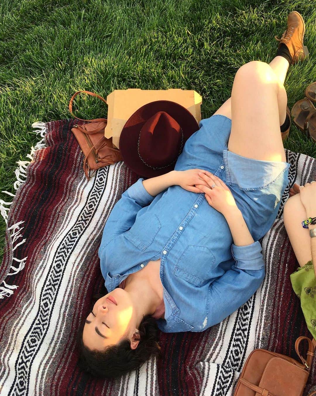 レイチェル・パーソンズのインスタグラム：「Concert season has begun☀️」