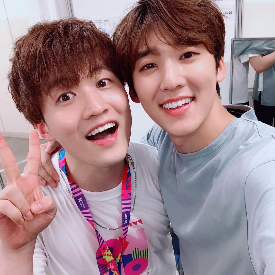 ジンソクさんのインスタグラム写真 - (ジンソクInstagram)「#Kevin 빈이빈이 케비니~~~🎶 아주 그냥 착해... #kconjapan」5月19日 21時44分 - jinstar