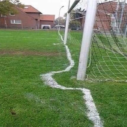 カルロス・テベスさんのインスタグラム写真 - (カルロス・テベスInstagram)「Sunday league at its finest... 😂」5月19日 21時47分 - futeboleras