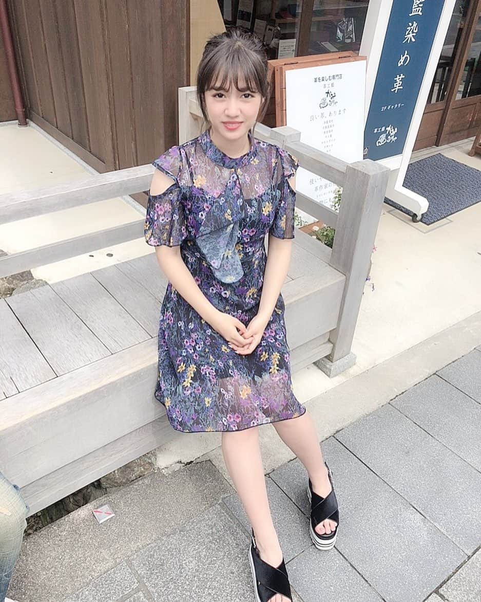 中嶋桃花さんのインスタグラム写真 - (中嶋桃花Instagram)「質問がとっても多かったこのワンピース💫  これは @17kg_official さんのお洋服❤︎ 肩がスリットになっててちょっと肌が見えるのも首が少し詰まってるのもすごくかわいい🌷  丈も短すぎず膝ちょっと上くらいだから抵抗なく着れるよ❤︎ #17kg #モモstyle #ワンピースコーデ #韓国 #韓国ファッション #韓国通販」5月19日 21時49分 - momoka_nakajima