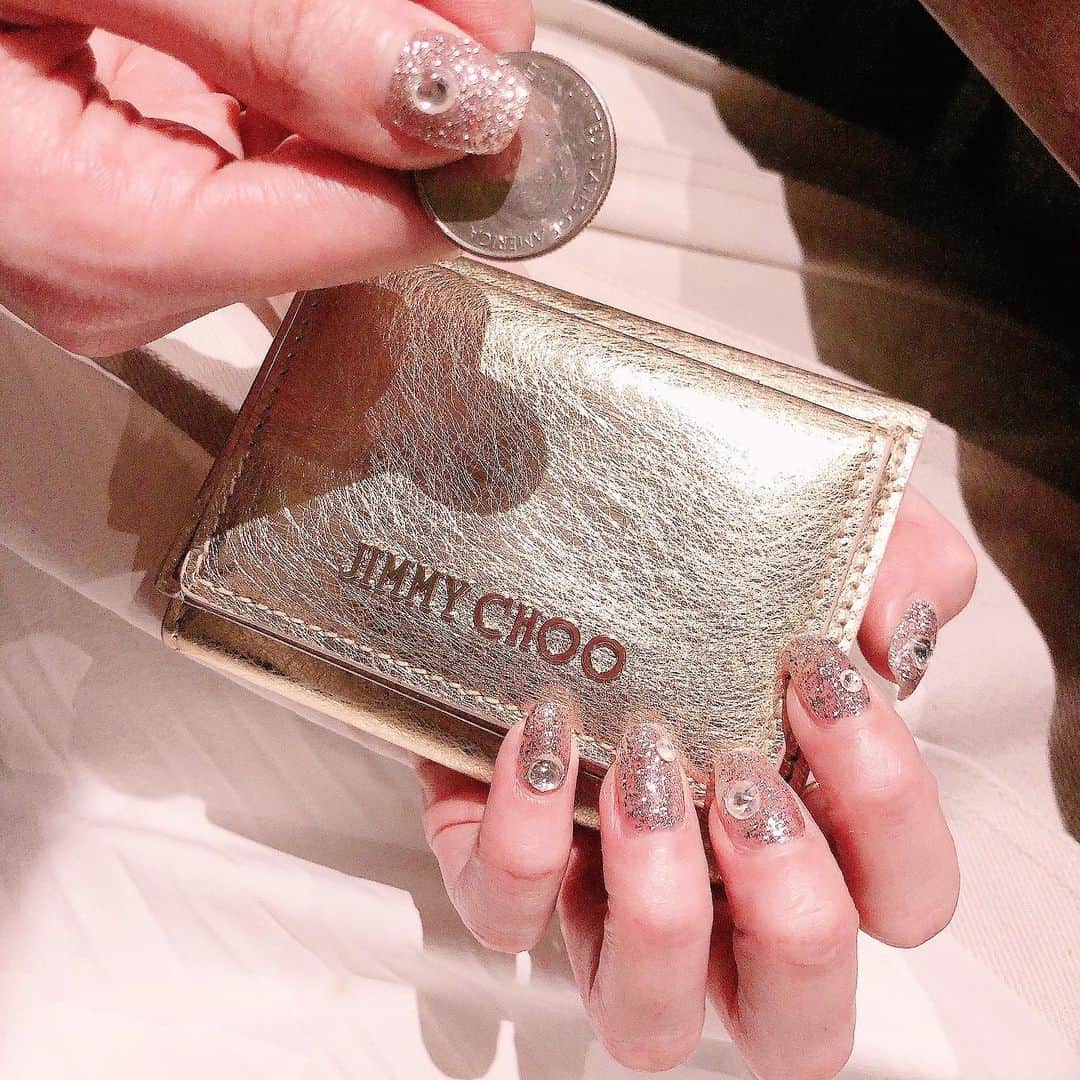 のインスタグラム：「🌟🌟🌟🌟🌟🌟🌟🌟🌟🌟 * #ぴろネイル キラキラかわいー🥰」