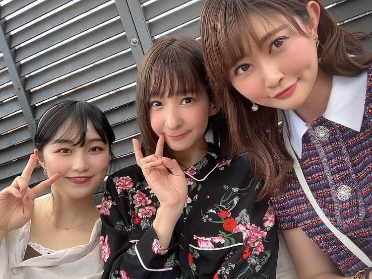 坂口莉果子のインスタグラム：「今年に入って3度目のBBQ🍖 最近オレンジの洋服ばっかり着てたから今日は違う服👗 天気最高だった☀️ ・ ・ ・ ・ ・ ・ #bbq  #spring  #sunnydays  #zara  #japan  #tokyo  #sunday  #春  #バーベキュー  #東京 #休日」