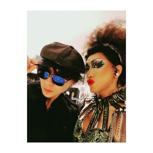 JONTEさんのインスタグラム写真 - (JONTEInstagram)「ファッショニスタ探してください(^^) with Jessica💚👠👠👠 #kinkybootsjp #kinkyboots」5月19日 22時38分 - jtfav