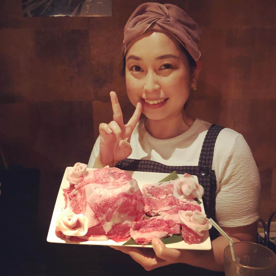 のインスタグラム：「ちょびちゃん、あいかちゃん、まみちゃんにお誕生日お祝いしていただきました。 ありがとう〜❤️ ラムしゃぶ美味しかった！ #ラムしゃぶ」