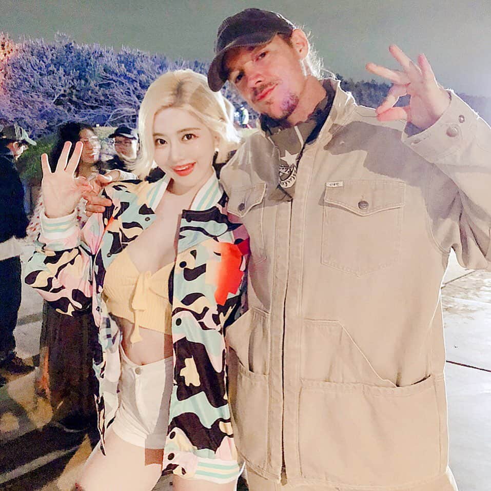 Dj Sodaさんのインスタグラム写真 - (Dj SodaInstagram)「디플로 BBC 라디오에 출연한지가 벌써 2년이 지났다니!! 시간 참 빠르죠? It's been 2 years since I appeared on a @diplo bbc radio. how time flies!🎛⏱⏲⏰🕰❤️」5月19日 23時23分 - deejaysoda