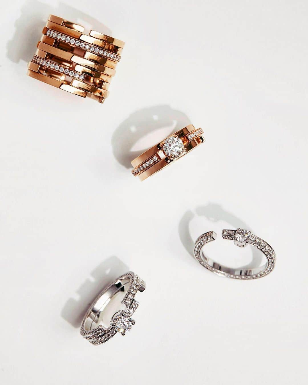 barneysnyofficialさんのインスタグラム写真 - (barneysnyofficialInstagram)「Today’s #BNYSundaySparkler’s got us hearing wedding bells. @dauphinofficial’s abstract rings from their Volume collection are designed for the popular stacked look. Tag your significant other to drop a hint and shop these pieces exclusively @barneysny. Photographed by: @chris.rhodes」5月19日 23時37分 - barneysny