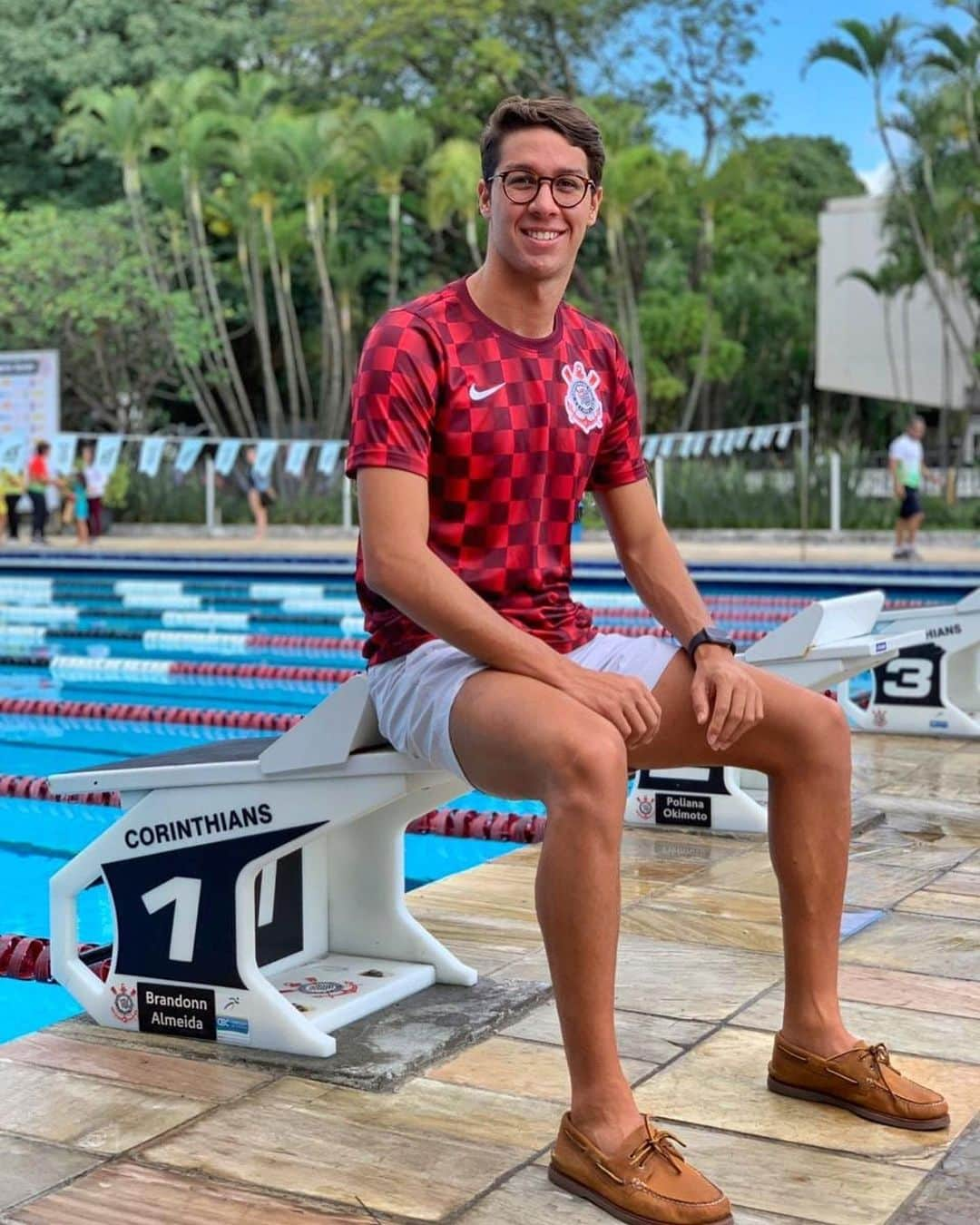 ブランドン・アルメイダさんのインスタグラム写真 - (ブランドン・アルメイダInstagram)「Dia de prestigiar o Torneio Timão aqui no corinthians, competição em que eu dei as minhas primeiras braçadas vestindo esse brasão. 13 anos depois me da um orgulho enorme voltar para esse mesmo palco e ver esse grande clube continuar formando campeões.」5月20日 0時06分 - brandonnalmeida