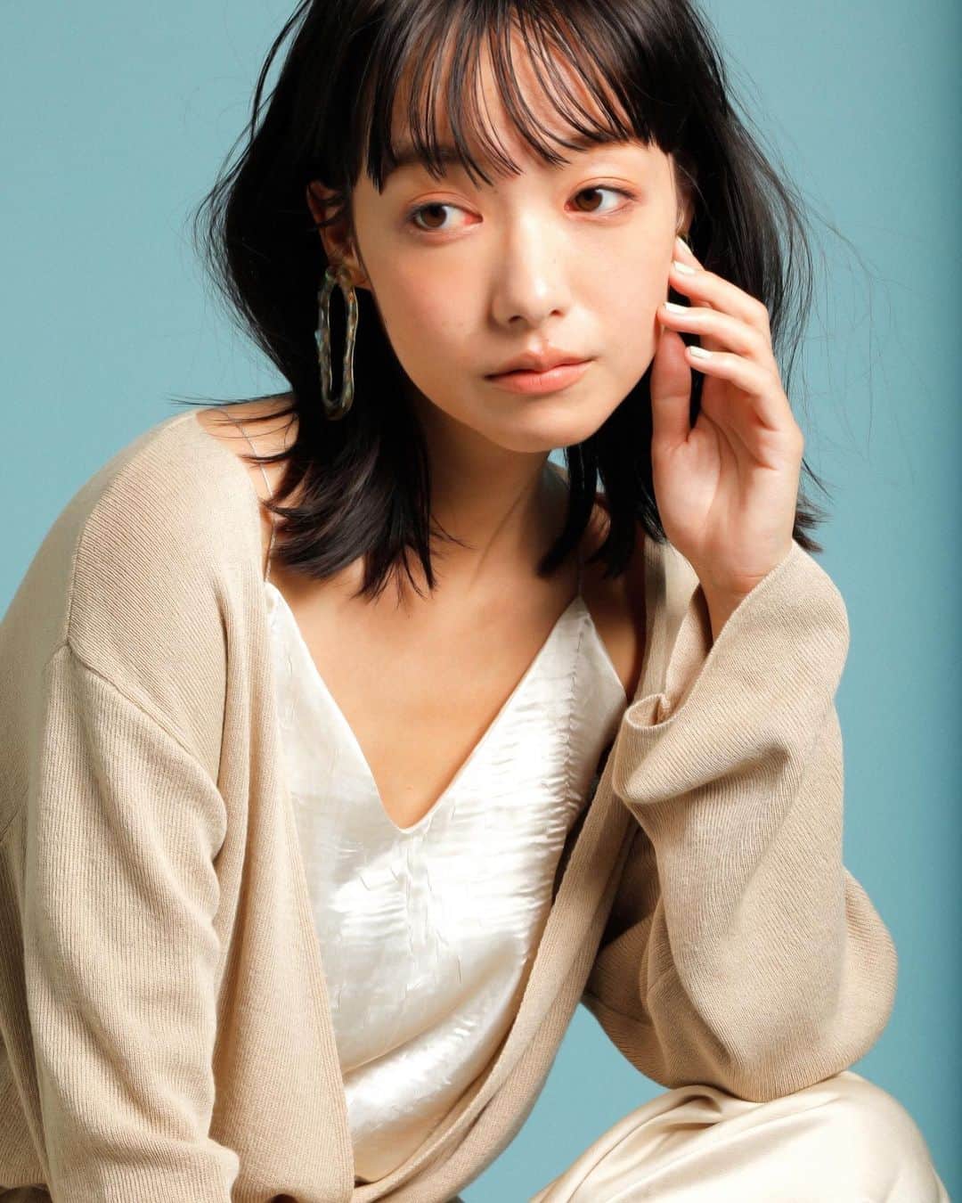 Cazumaxのインスタグラム：「しー！大人っぽく！ #ナイスホリデー」