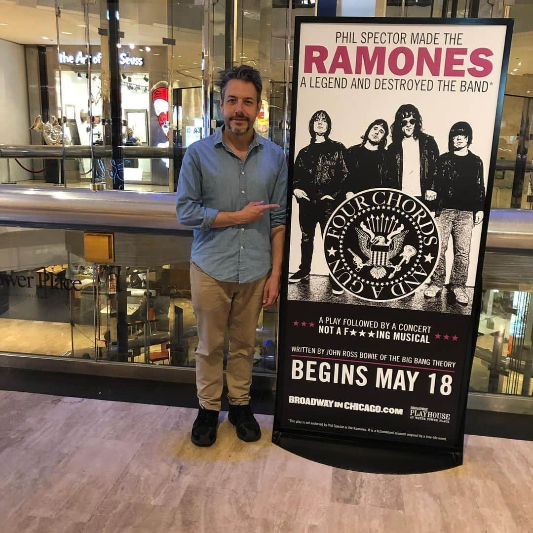 ジョン・ロス・ボウイさんのインスタグラム写真 - (ジョン・ロス・ボウイInstagram)「It’s Jeffrey Hyman’s Birthday - he’d be 68 today - and my play about the Ramones #fourchordsandagun opens tonight in Chicago (after a preview this afternoon). Pictured: Joey’s gravestone, a flyer for a show I saw with the Richie lineup, and your humble author next to a poster. I became a Ramones fan when I was 14. This is my first play. Ticket link in bio. J」5月20日 1時01分 - johnrossbowie