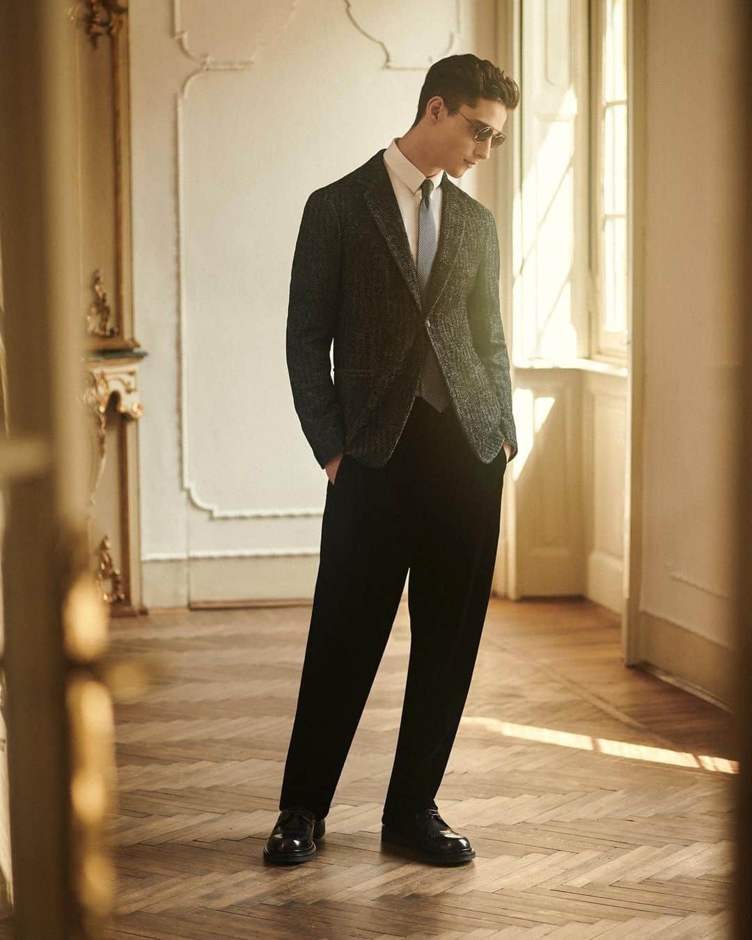 Armani Officialさんのインスタグラム写真 - (Armani OfficialInstagram)「Never underestimate the elegant statement separates can make #GiorgioArmani」5月20日 1時45分 - emporioarmani